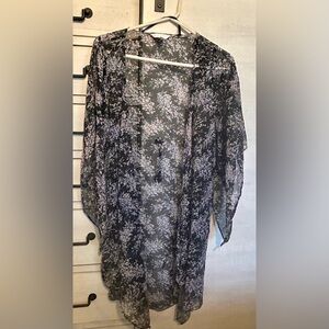 LC Lauren Conrad Blue Floral Kimono